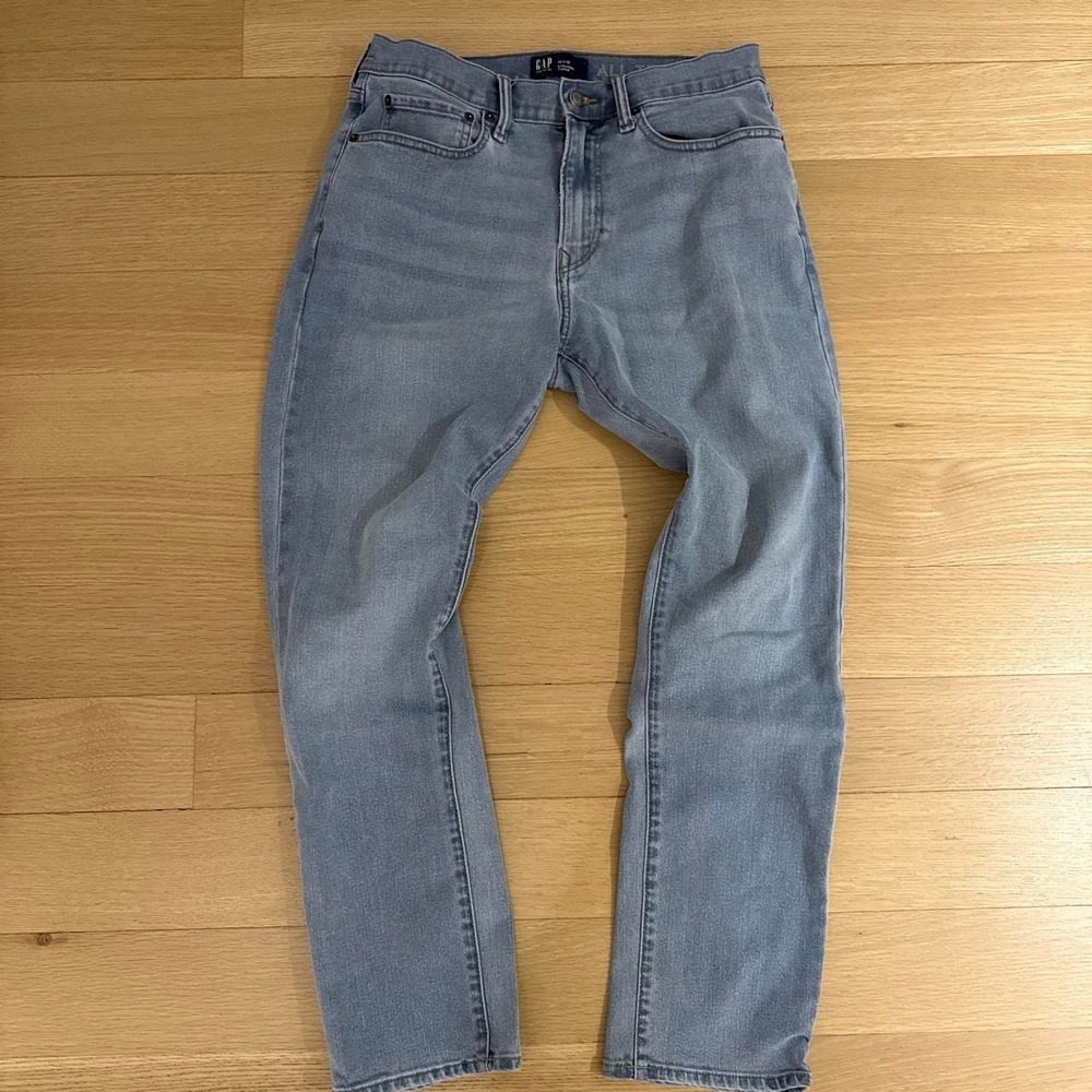 Men's Gap All Temp Straight Taper light blue denim jeans
